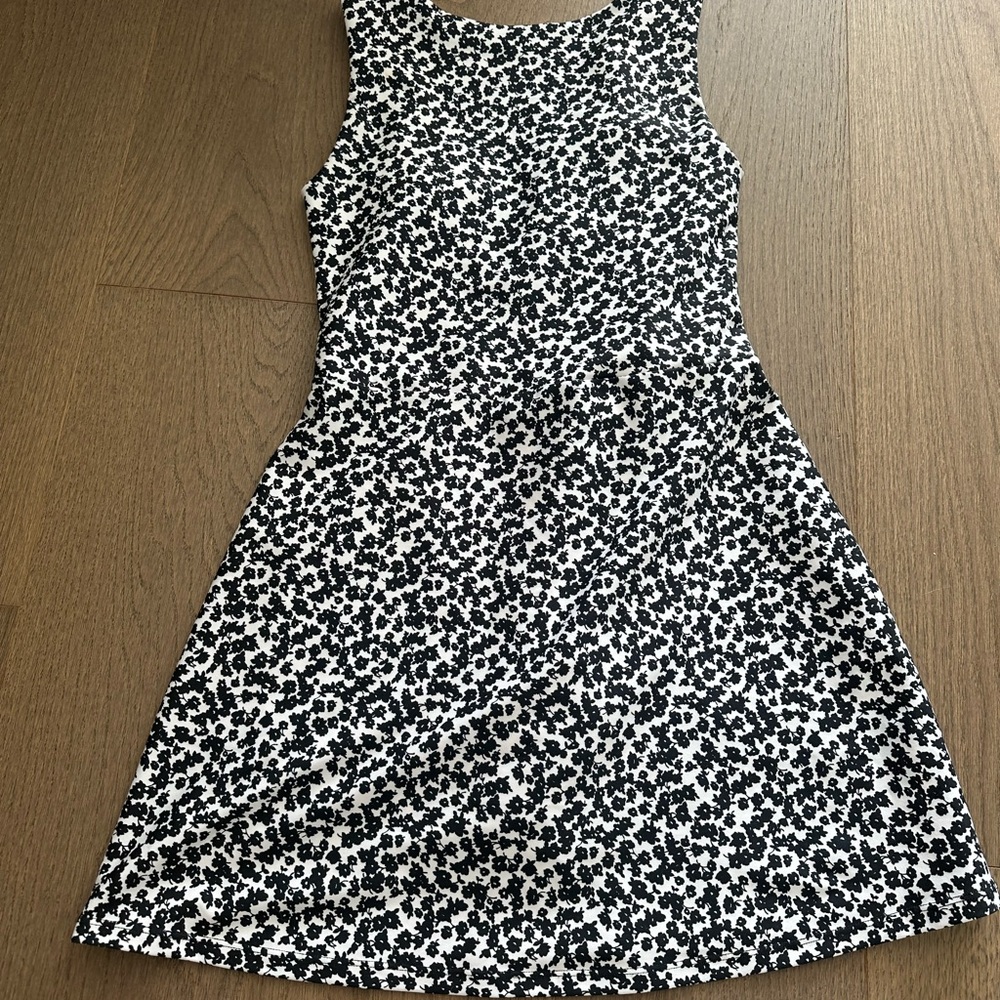 Abercrombie & Fitch YPB High Neck Floral Dress